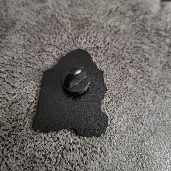 Here Lies All The F*cks I Give purple enamel tombstone pin - Picture 3 of 5